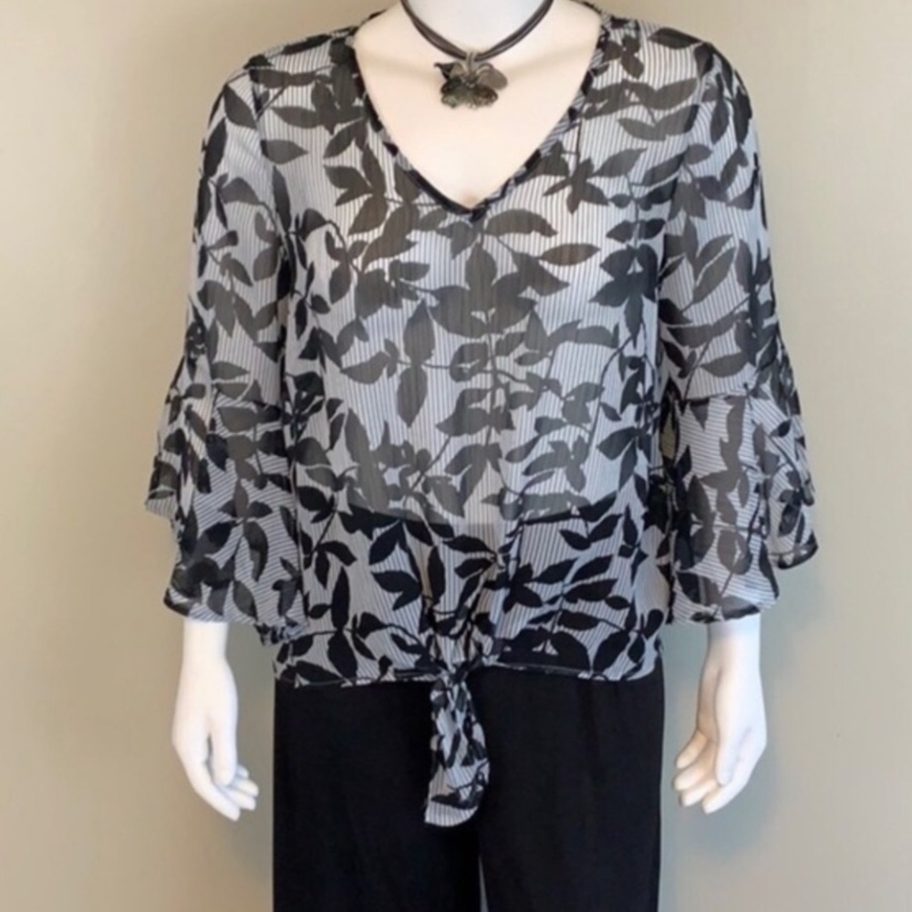 LAST 1 💥 Gorgeous Leaf & Pinstripe Blouse BRAND NEW (2X but Runs Small) - Picture 7 of 7